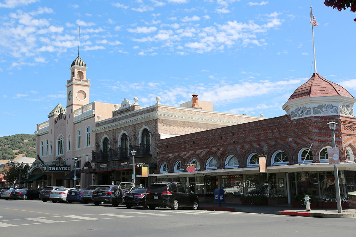 Sonoma Plaza